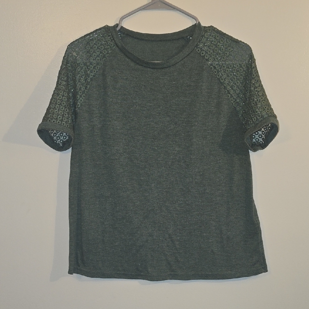**4/$20 TEES**SHEIN Dark Green Eyelet Sleeve Tee LOT-N